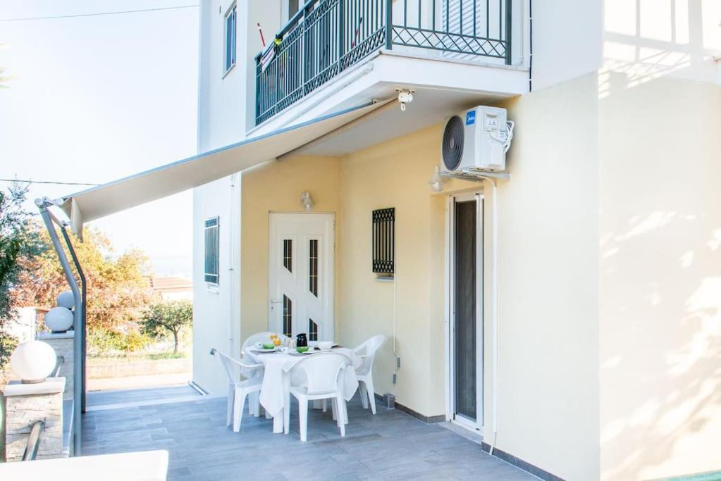 όμορφο παραθασυγκρότημα ενοικιαζόμενων καταλυμάτων ως ολόκληρος χώρος - Chrani, ελλάδαλάσσιο Hébergement de vacances